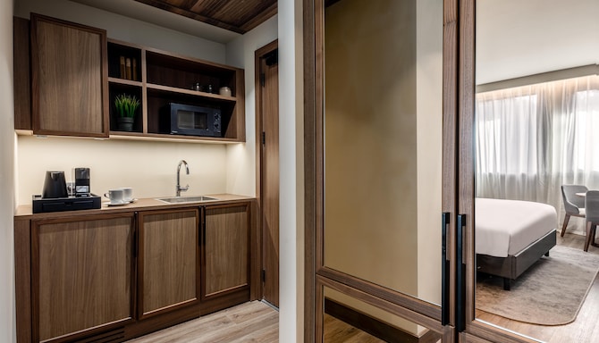 Radisson Blu Hotel, Florence - Gästezimmer Küche / Küchenzeile