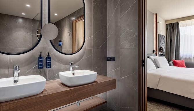 Radisson Blu Hotel, Florence - Bad im Gästezimmer