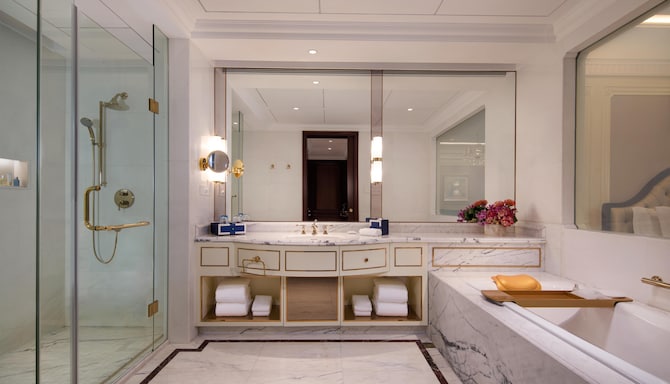 Radisson Blu Hotel, Forest Manor Shanghai Hongqiao - 客房浴室