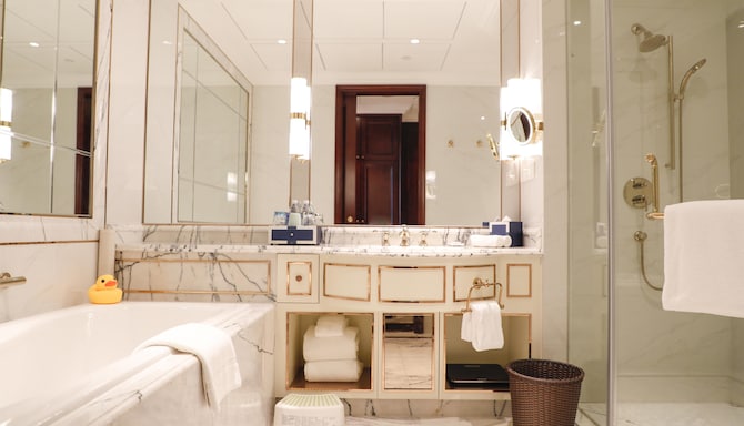 Radisson Blu Hotel, Forest Manor Shanghai Hongqiao - 客房浴室