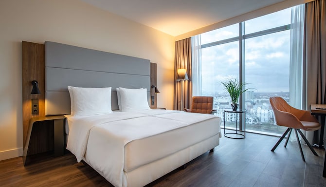 Radisson Blu Hotel, Frankfurt - Guest room