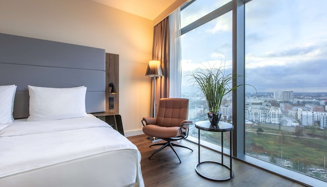Radisson Blu Hotel, Frankfurt - Guest room