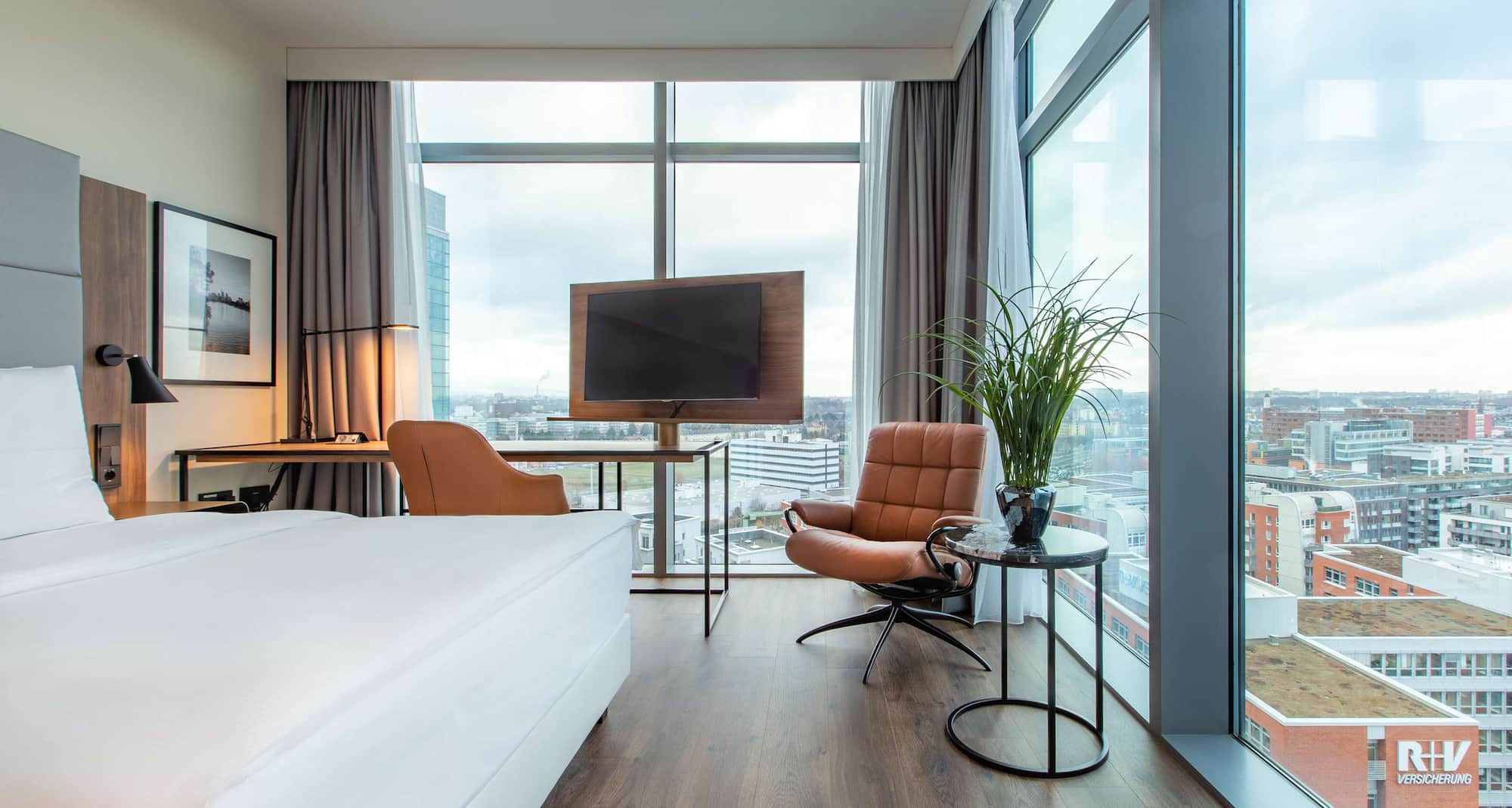 Radisson Blu Hotel, Frankfurt - Premium Room