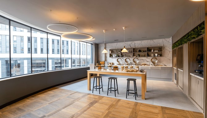 Radisson Blu Hotel, Glasgow - Meetings and Events Pantry