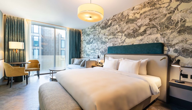 Radisson Blu Hotel, Glasgow - Junior Suite / Family Room