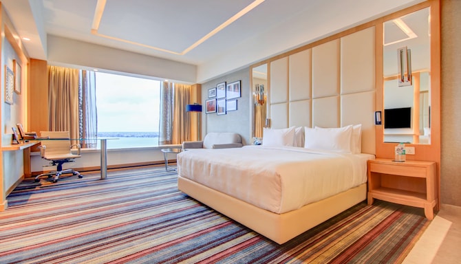 Radisson Blu Hotel, Gorakhpur - Guest Room