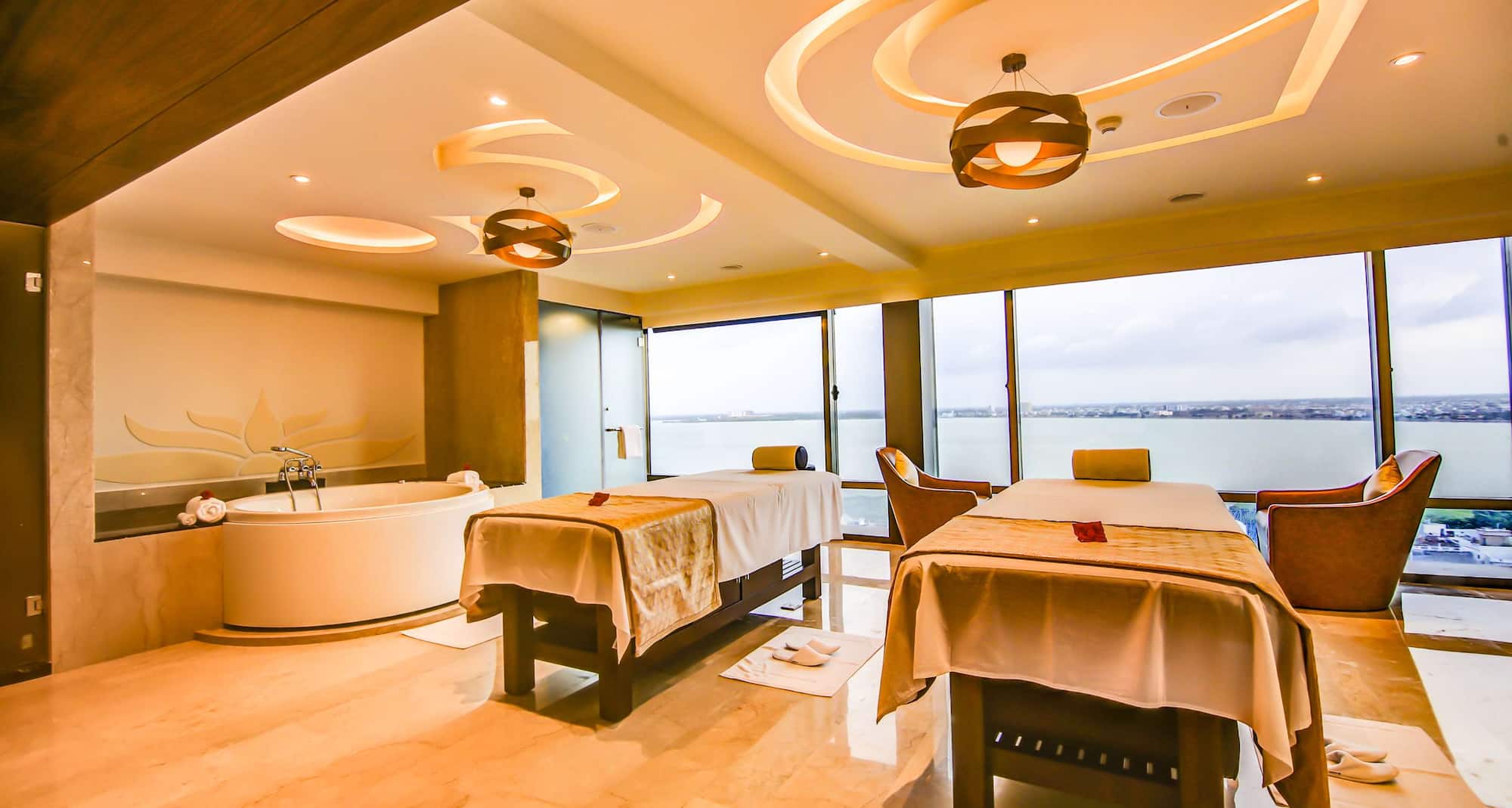 Radisson Blu Hotel, Gorakhpur - Couple Therapy Room