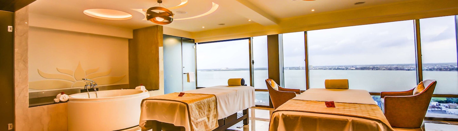 Radisson Blu Hotel, Gorakhpur - Couple Therapy Room