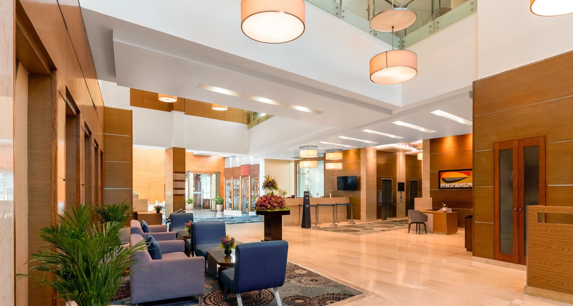 Radisson Blu Hotel, Greater Noida - Lobby