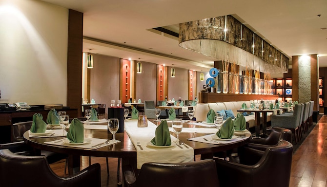 Select Radisson Blu Hotels in Greater Noida | Radisson Hotels
