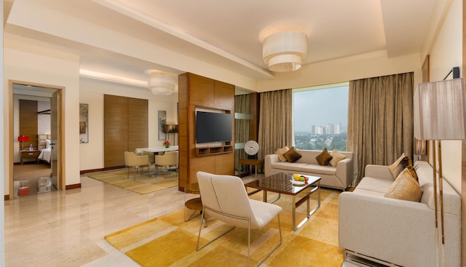 Radisson Blu Hotel, Greater Noida - Presidential Suite Living and Dining