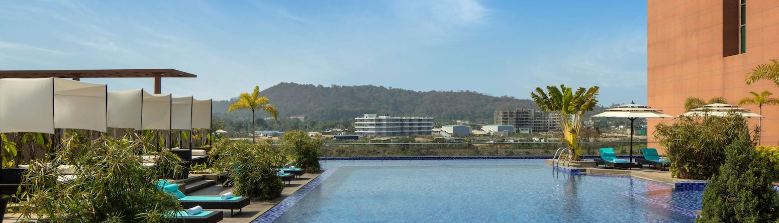 Radisson Blu Hotel, Guwahati - Swimming Pool