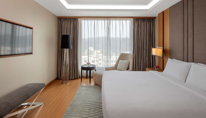 Radisson Blu Hotel, Guwahati - Presidential Suite