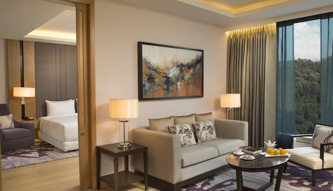 Radisson Blu Hotel, Guwahati - Suite