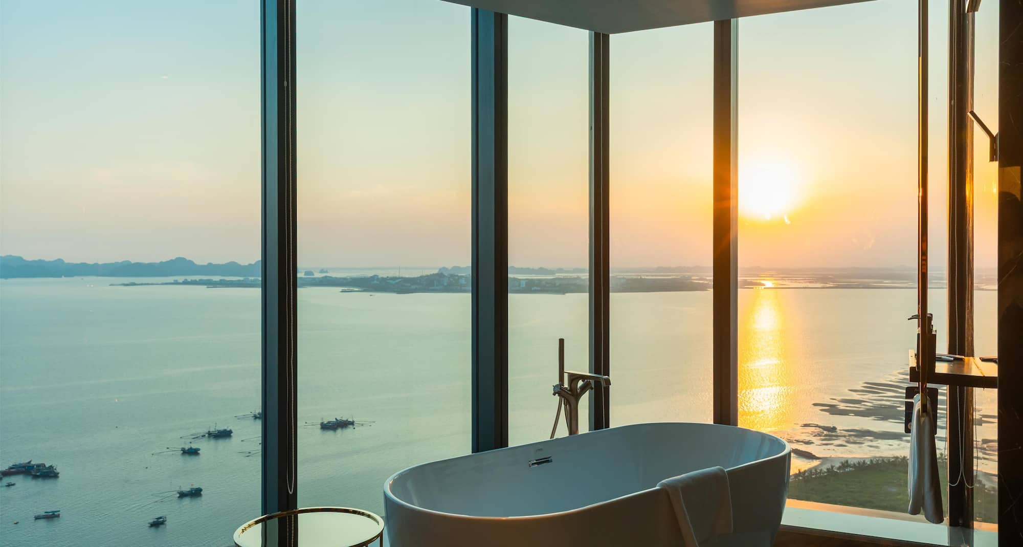 Radisson Blu Hotel, Ha Long Bay - Bathroom