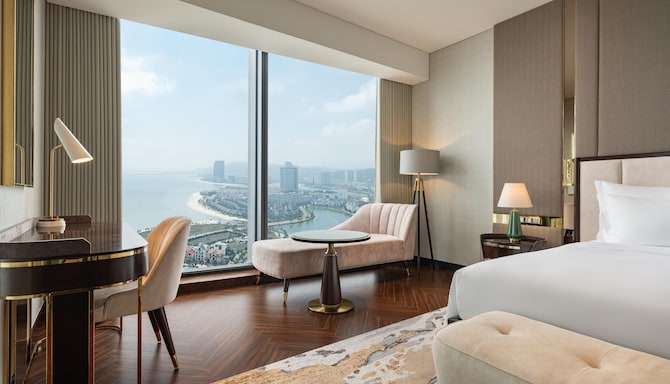 Radisson Blu Hotel, Ha Long Bay - Executive Room Bay View