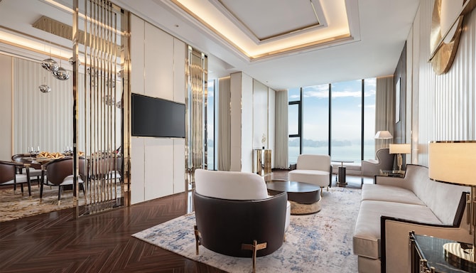 Radisson Blu Hotel, Ha Long Bay - Presidential Suite Bay View