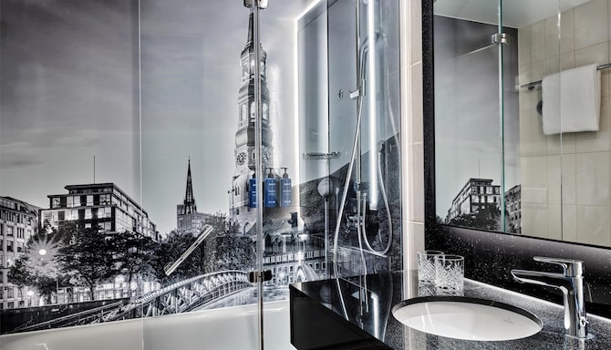 Radisson Blu Hotel, Hamburg Airport - Salle de bain de la chambre