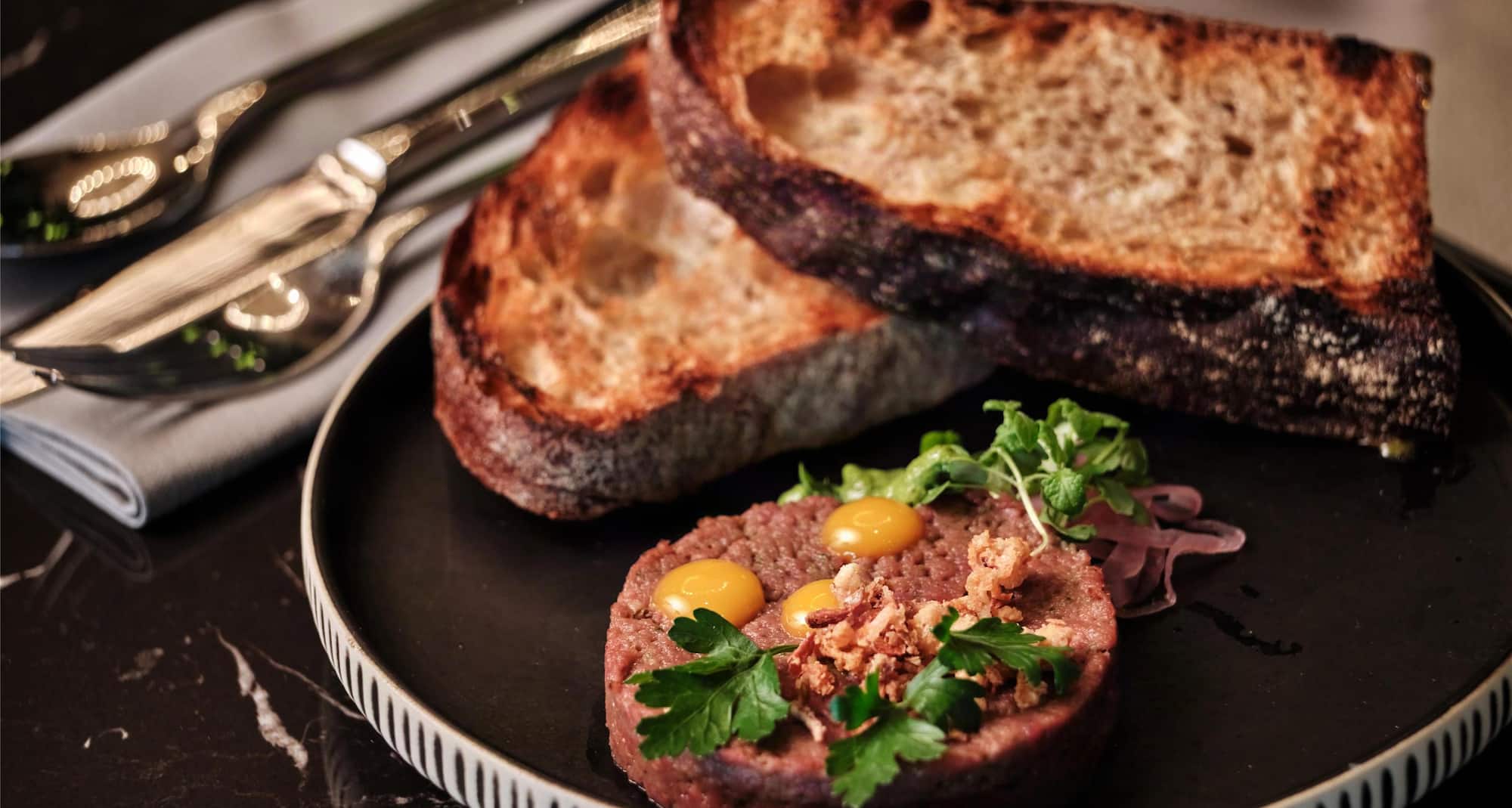 Radisson Blu Hotel, Hamburg Airport - STOKE Restaurant Á La Carte