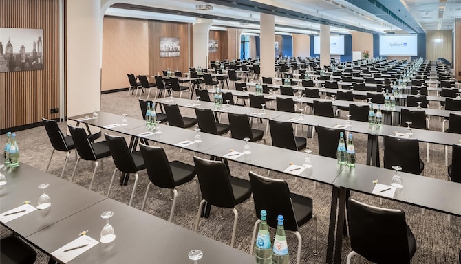 Los Angeles & Chicago & Dallas