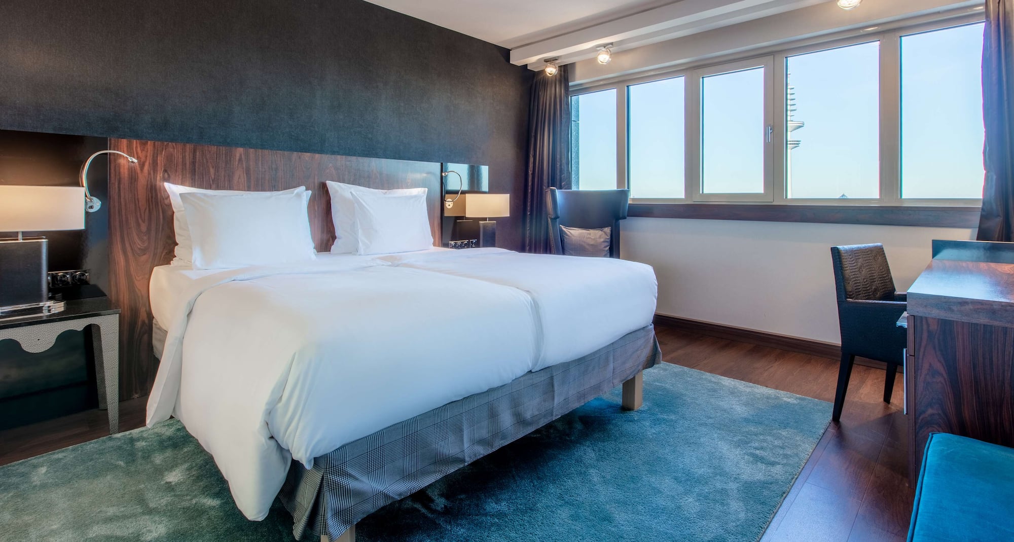 Radisson Blu Hotel, Hamburg - Premium Room panorama view