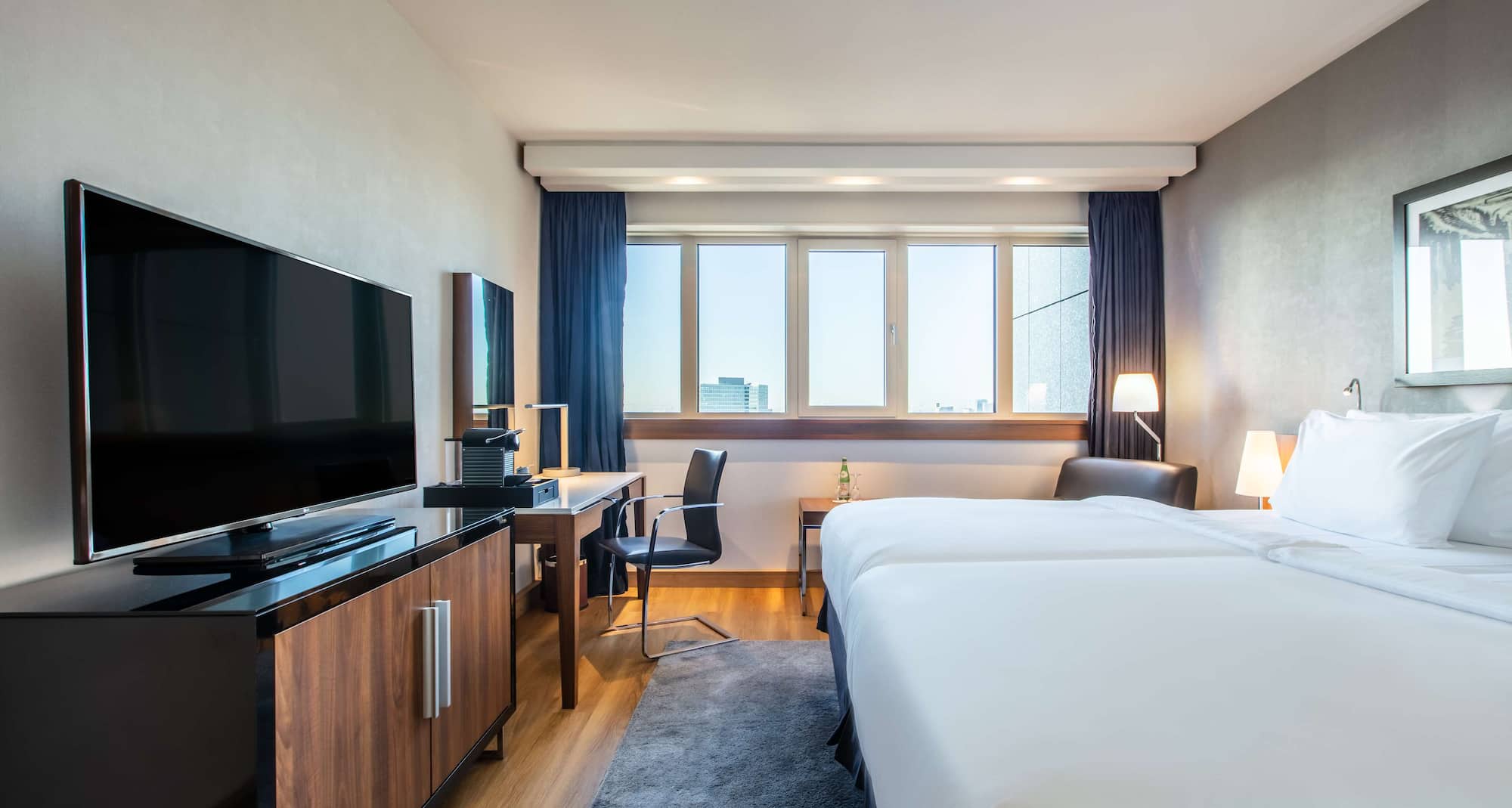 Radisson Blu Hotel, Hamburg - Premium Room panorama view