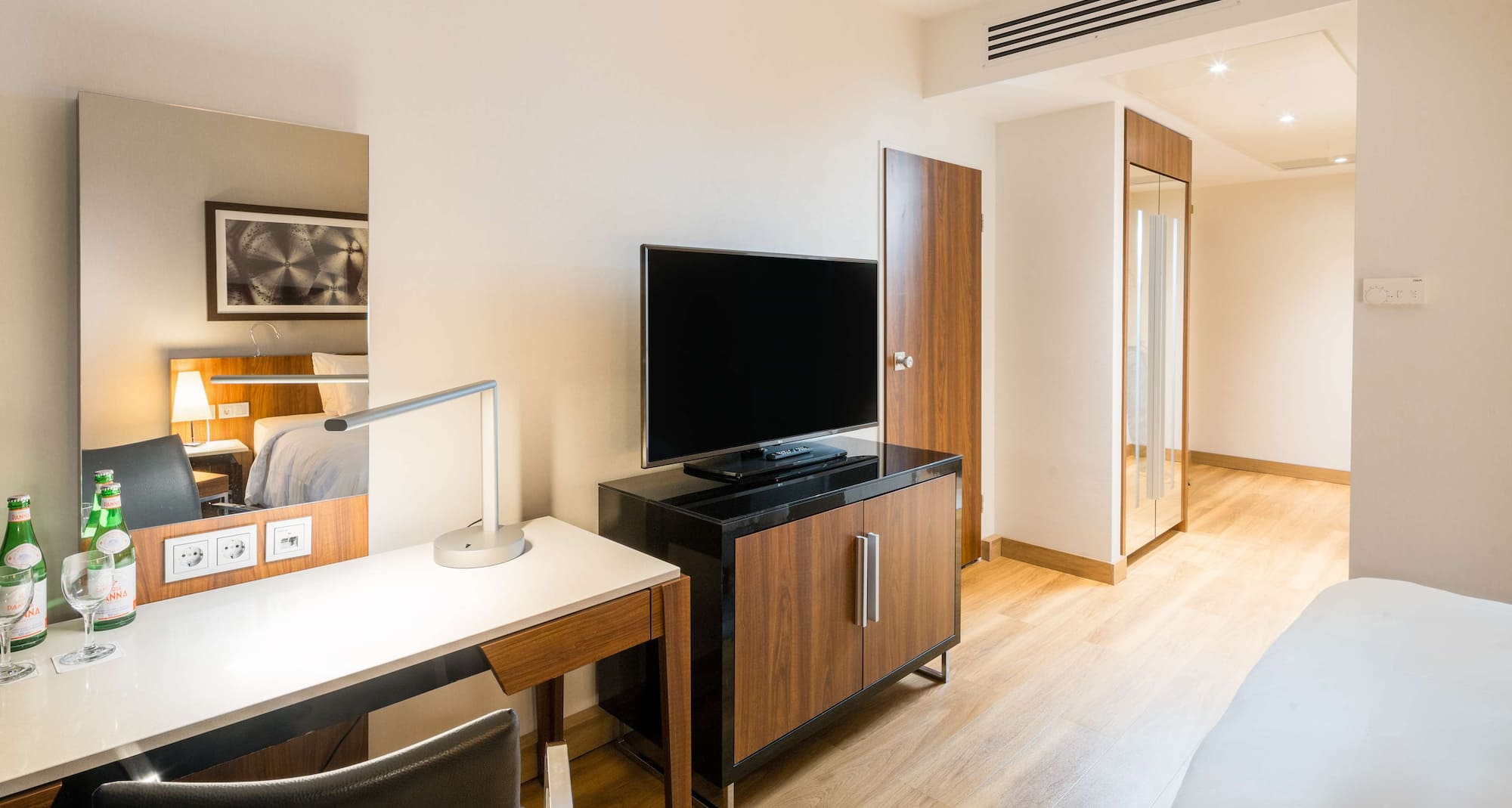 Radisson Blu Hotel, Hamburg - Gastenkamers