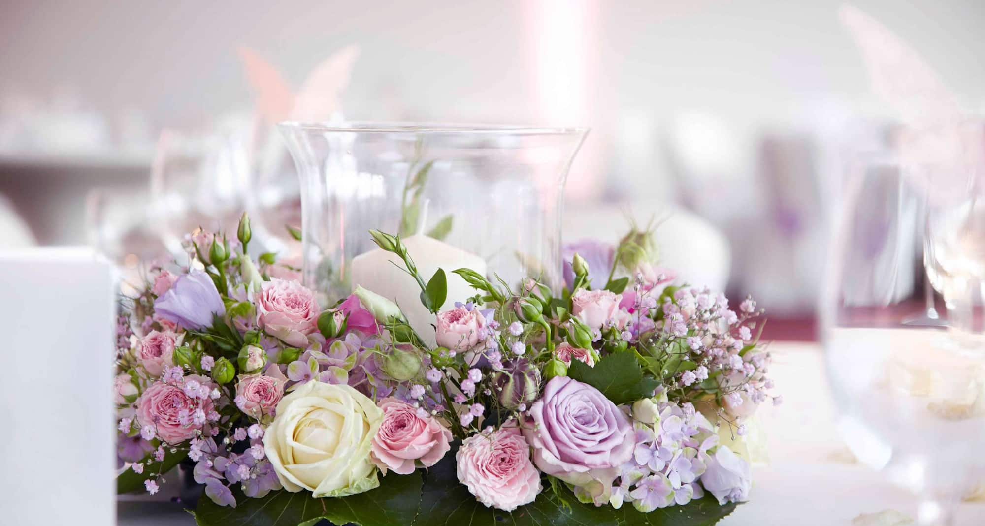 Radisson Blu Hotel, Hamburg - Wedding Flowers