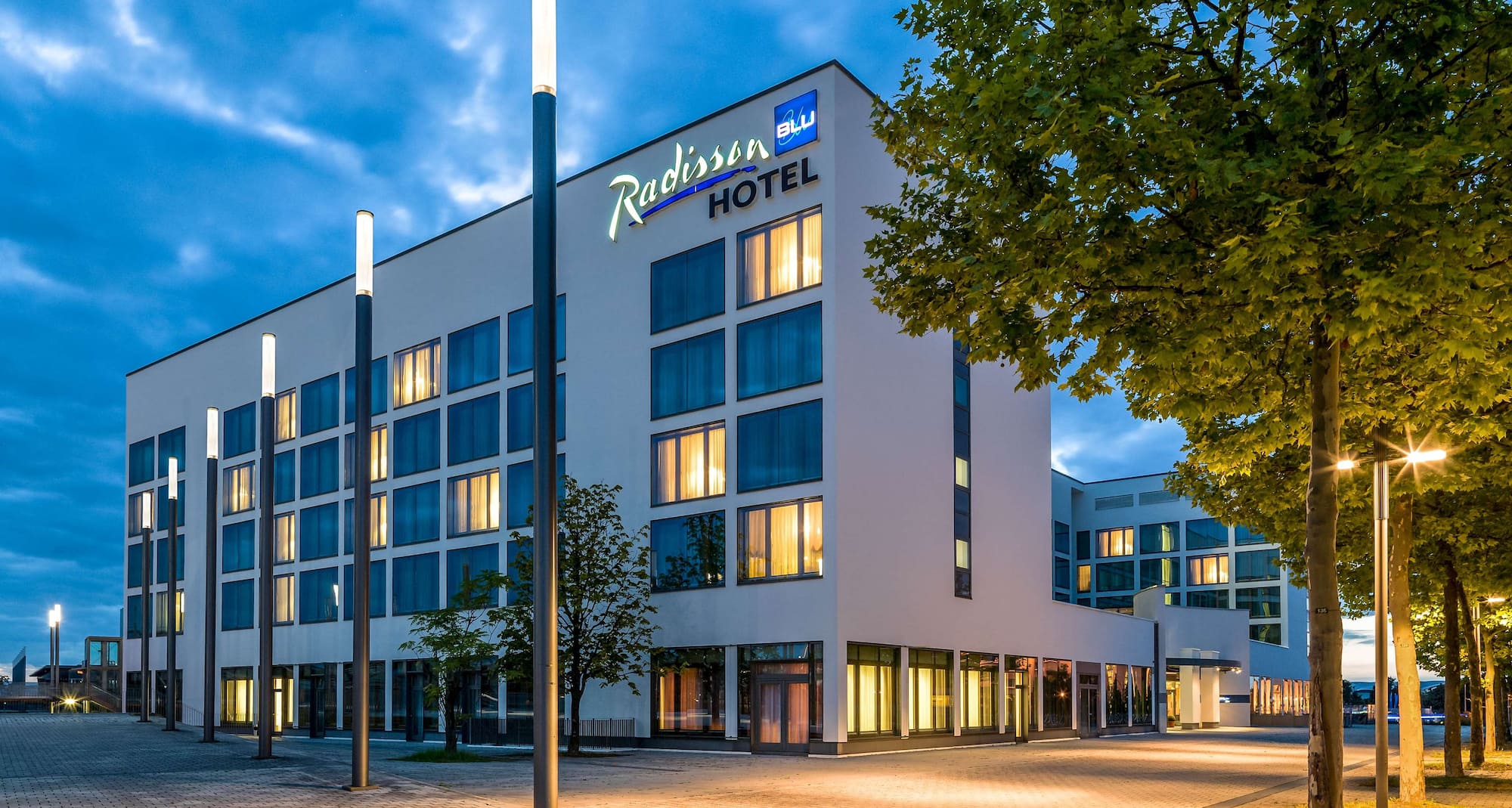 Radisson Blu Hotel, Hannover - Vista exterior