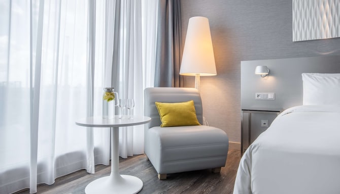 Radisson Blu Hotel, Hannover - Guest room