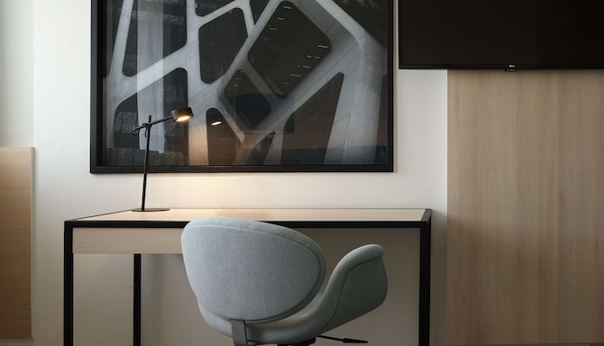 Radisson Blu Hotel, Hasselt - Guest room desk