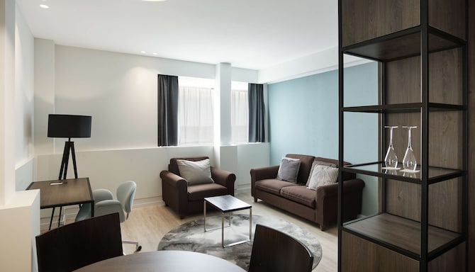 Radisson Blu Hotel, Hasselt - Suite lounge area