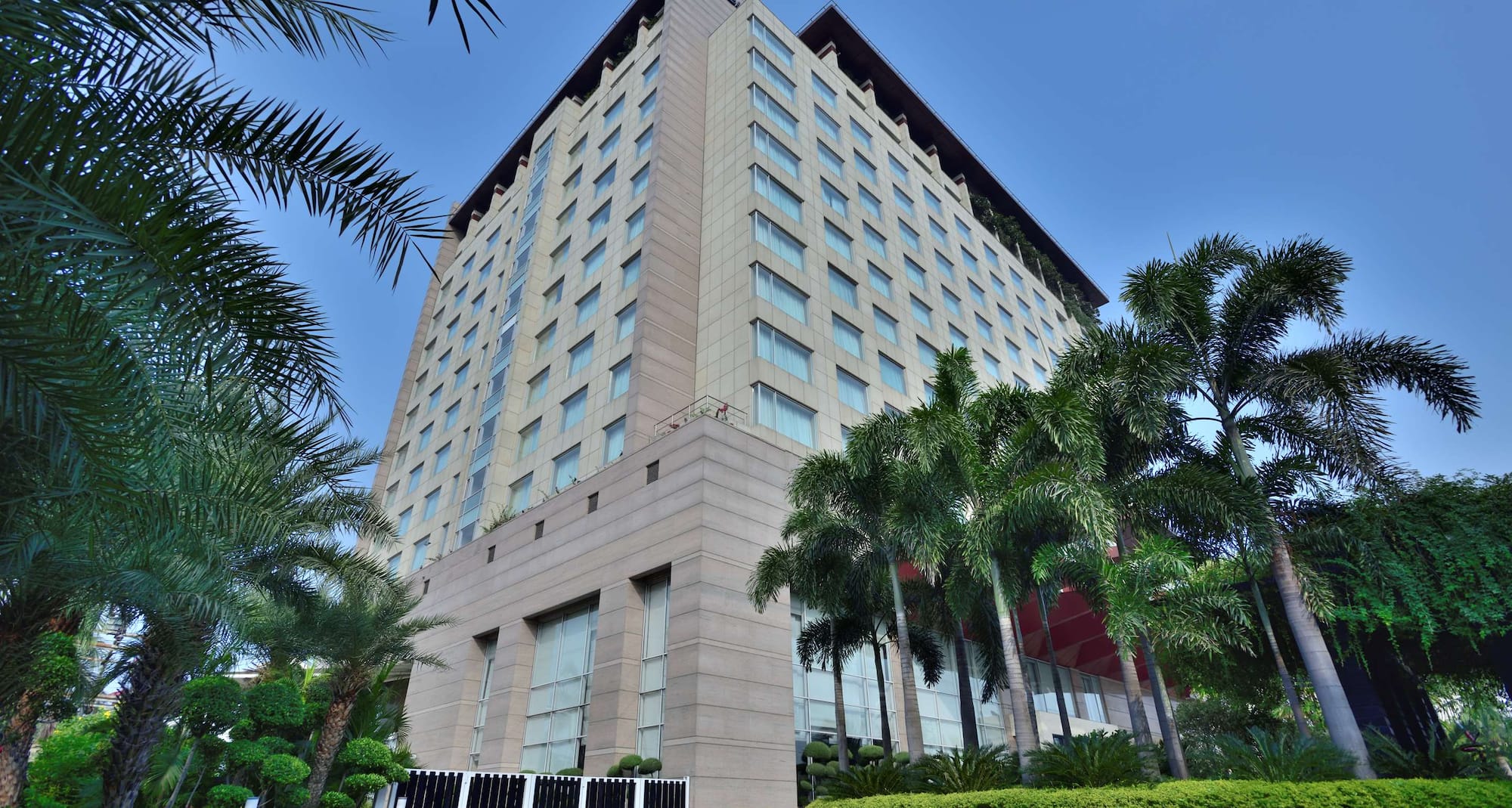 Radisson Blu Hotel Indore - Exterior