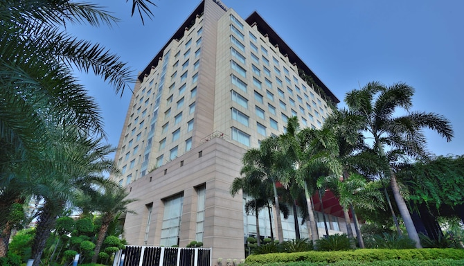 Radisson Blu Hotel Indore - Exterior