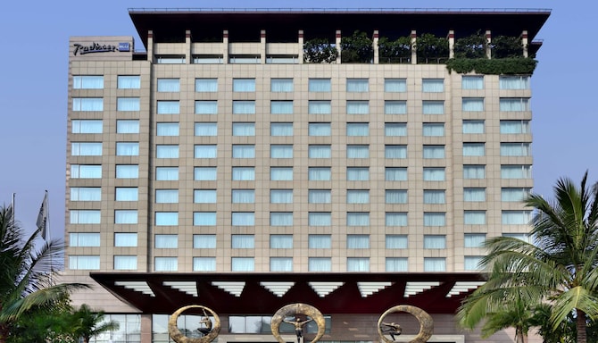 Radisson Blu Hotel Indore - Exterior