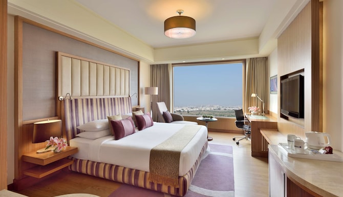 Book Hotel Rooms in Indore| Radisson Blu