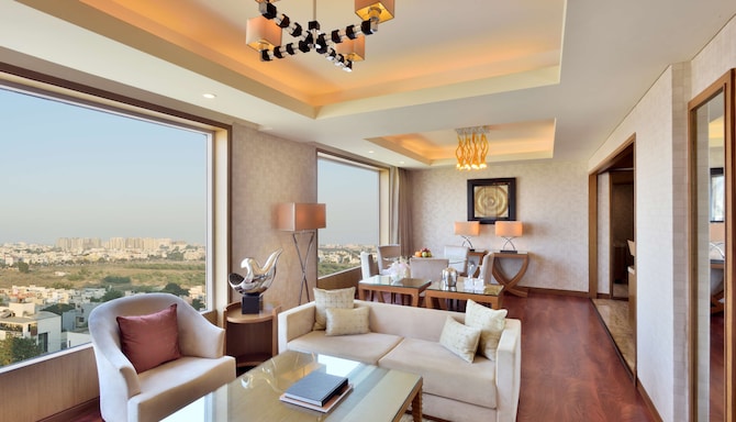 Radisson Blu Hotel Indore - Presidential Suite