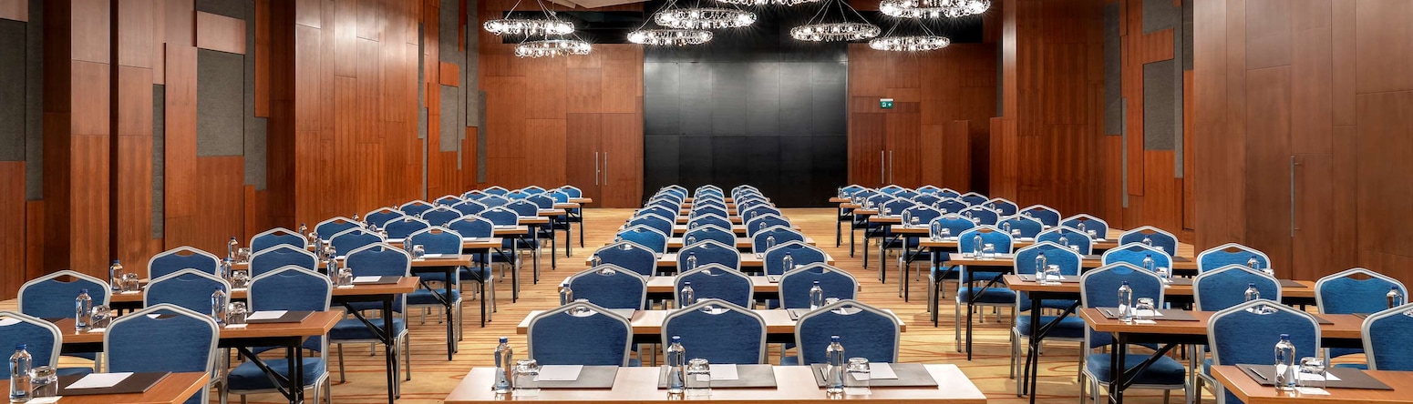 Radisson Blu Hotel, Istanbul Asia - Ballroom with classroom setup