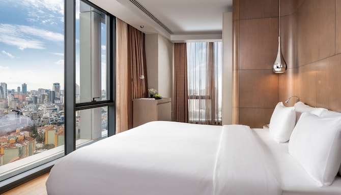 Radisson Blu Hotel, Istanbul Asia - One Bedroom Suite