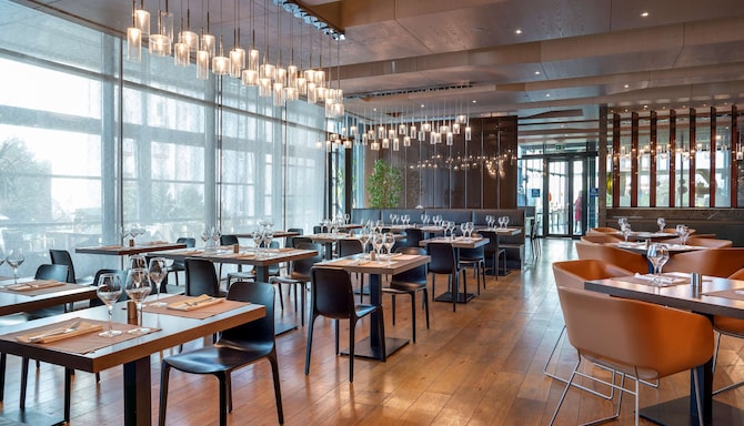 Radisson Blu Hotel, Istanbul Asia - Core Grill Restaurant