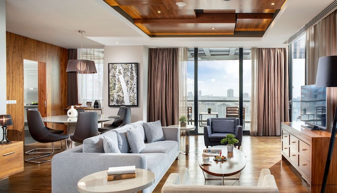 Radisson Blu Hotel, Istanbul Asia - Presidential Suite with Terrace - City View