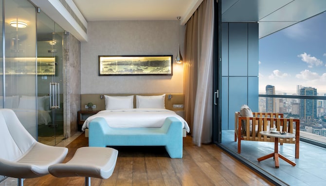 Radisson Blu Hotel, Istanbul Asia - Junior Suite with Terrace - City View