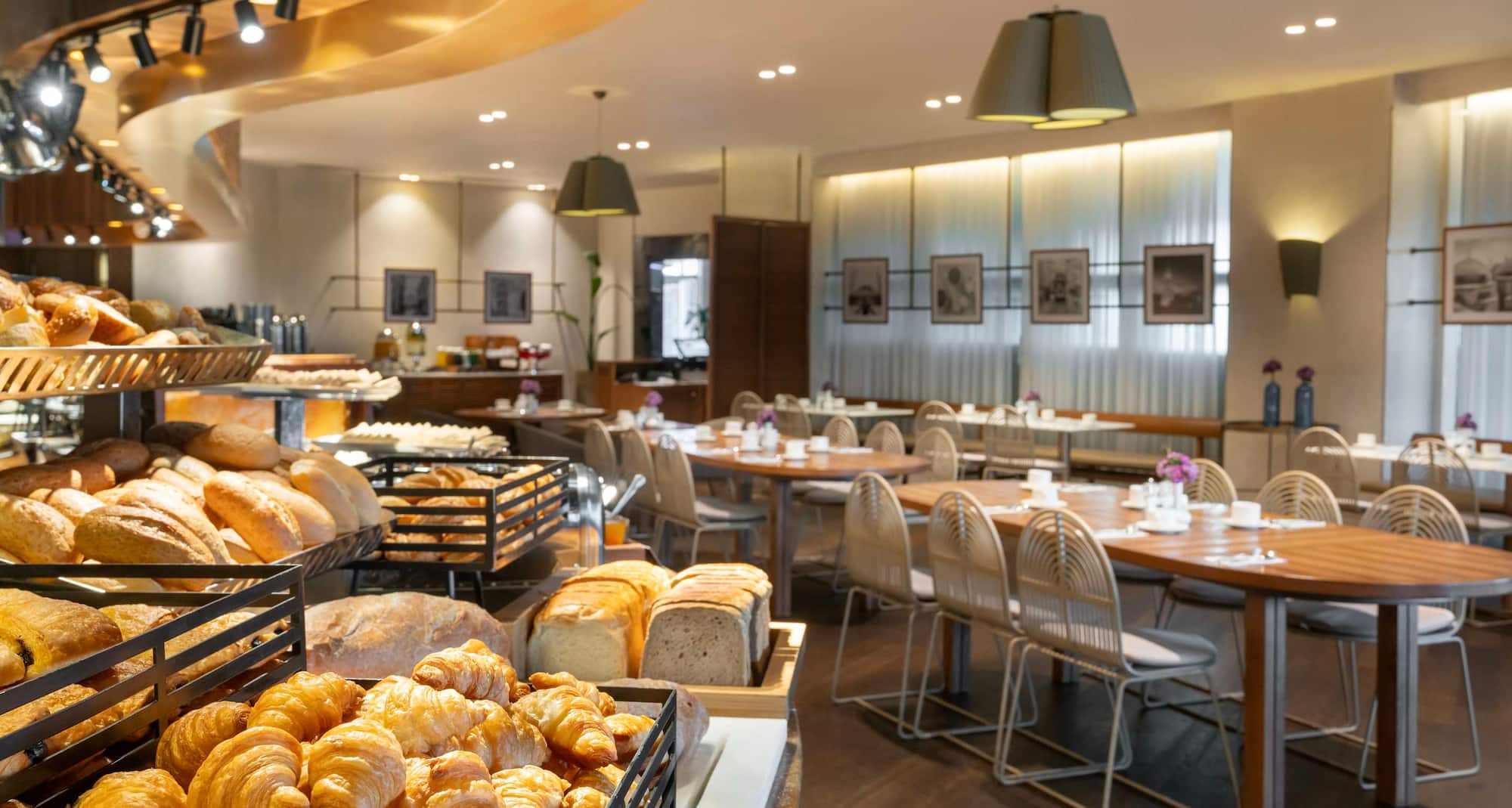 Radisson Blu Hotel, Istanbul Ottomare - FineMare Restaurant