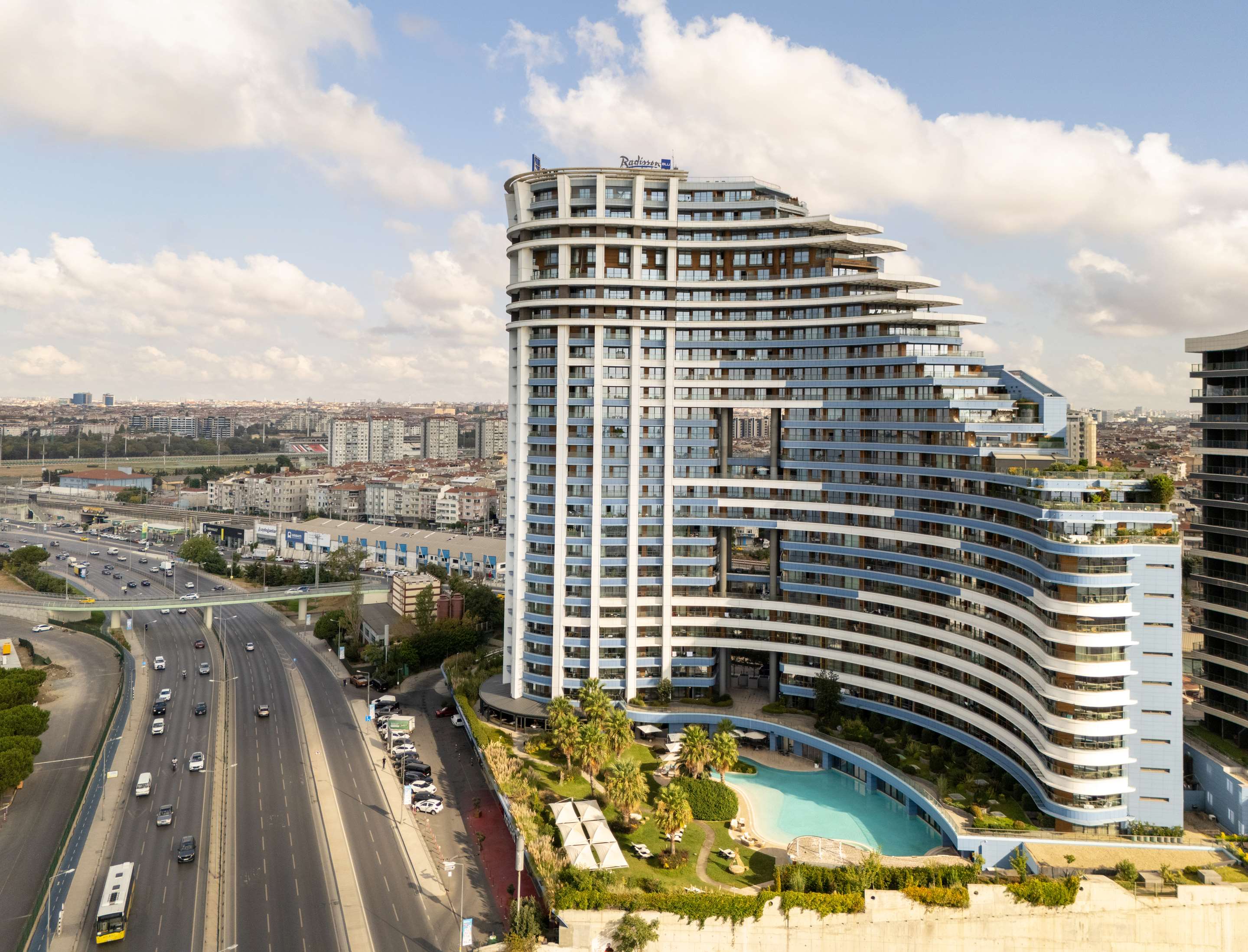 Radisson Blu Hotel, Istanbul Ottomare - Exterior