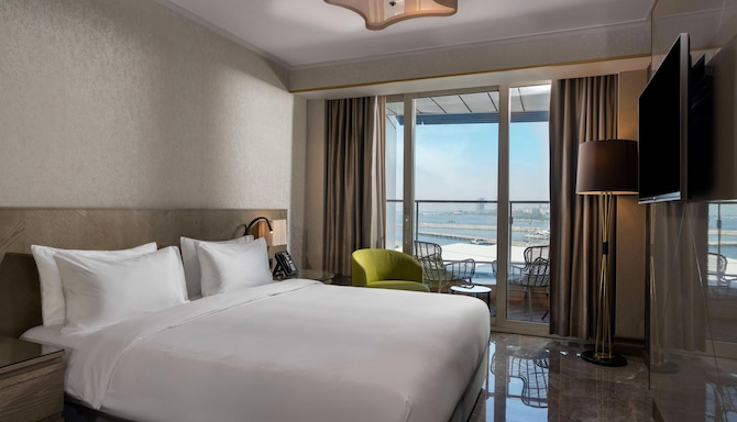 Radisson Blu Hotel, Istanbul Ottomare - Standard Room with Balcony