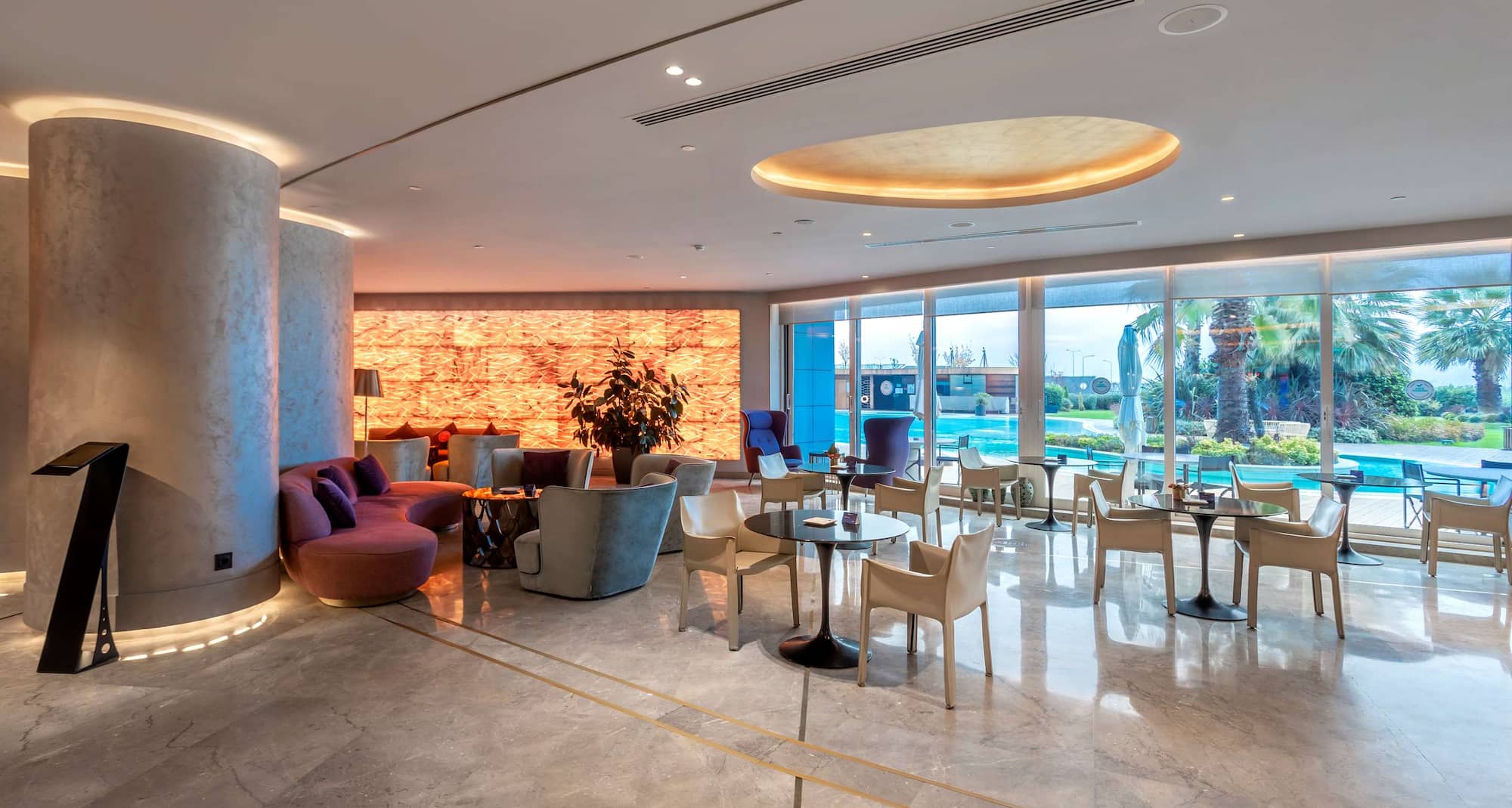 Radisson Blu Hotel Istanbul Ottomare - Lobby