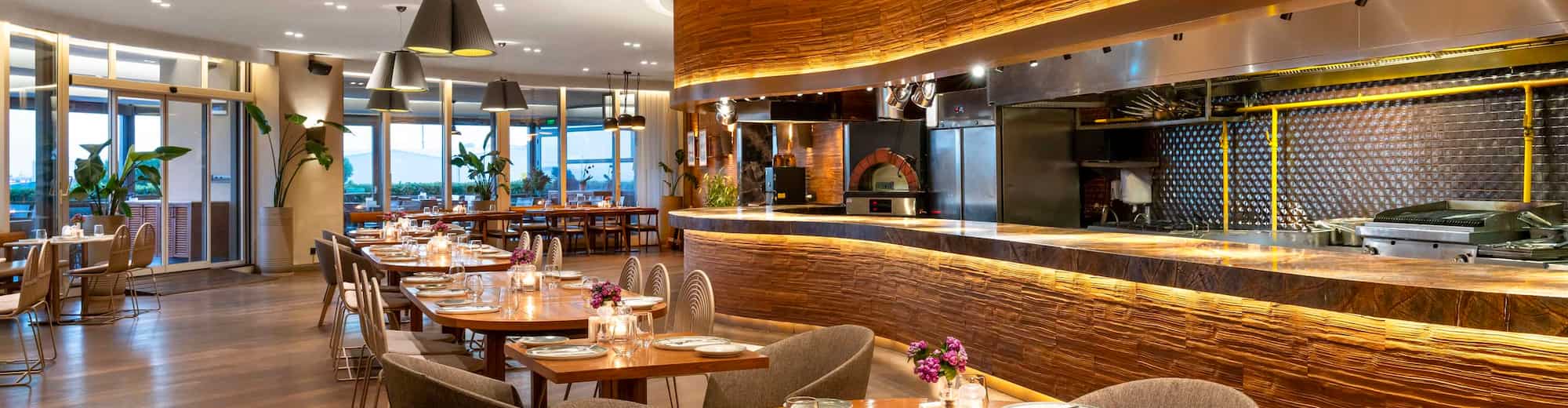 Radisson Blu Hotel, Istanbul Ottomare - FineMare Restaurant