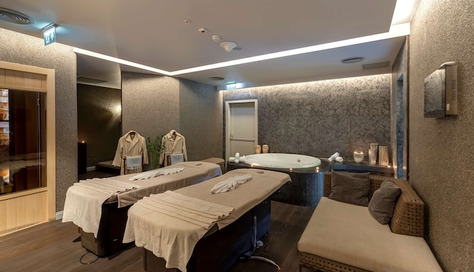 Radisson Blu Hotel Istanbul Ottomare - Spa VIP Suite