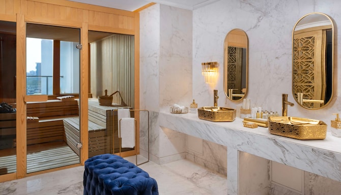 Radisson Blu Hotel, Istanbul Ottomare - Presidential Suite with Terrace - Sea View