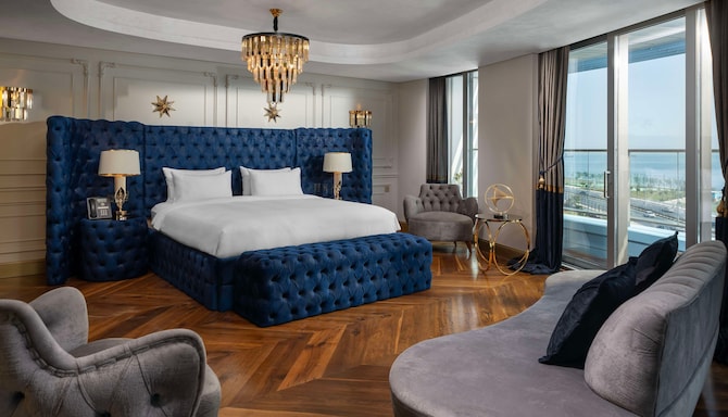 Radisson Blu Hotel, Istanbul Ottomare - Presidential Suite with Terrace - Sea View